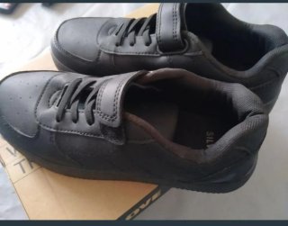 Zapatillas negras talla 34