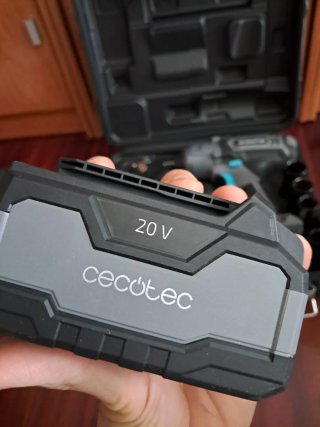 Pistola impacto batería cecotec