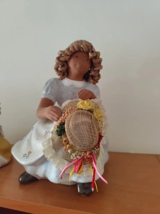 Muñecas decorativas de cerámica
