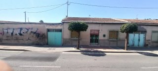Terreno urbanizable 1200 m metros y de regalo casa
