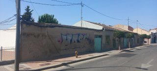 Terreno urbanizable 1200 m metros y de regalo casa