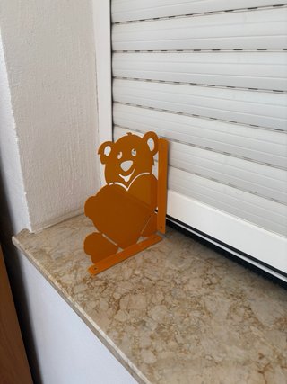 Soportes estantería oso corazón metal naranja
