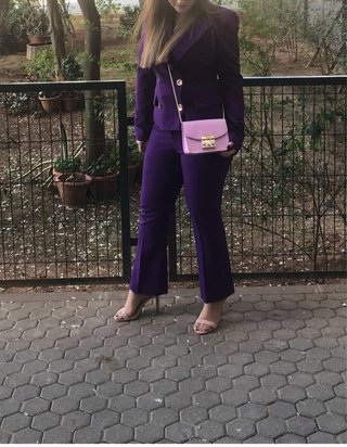 traje Zara, chaqueta M, pantalon L(tallaje como M)