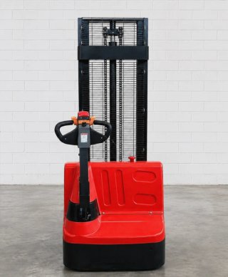 Apilador Eléctrico - Oferta