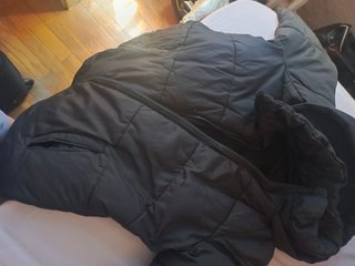 Chaqueta acolchada negra mujer