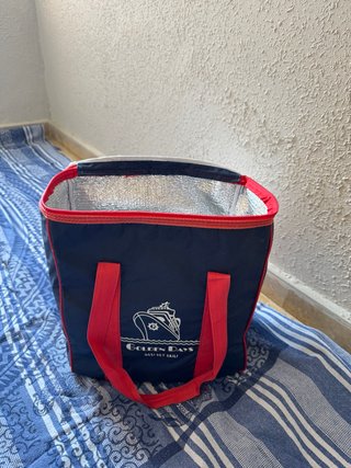 Pack Playa: Sombrilla, Toalla, Nevera y Soportes