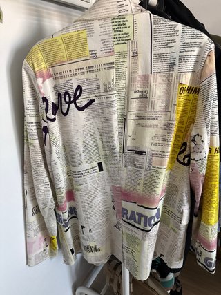Americana Desigual Talla M Estampado Periódico