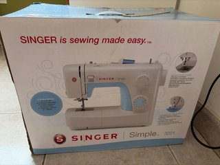 Máquina de coser Singer Simple 3221