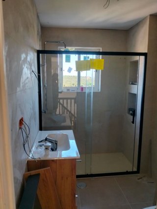 Manitas armado de muebles IKEA pinturas fontanería