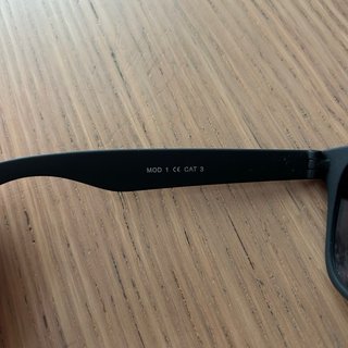 Gafas Sun Planet MOD 1 Negras Espejo Rojo