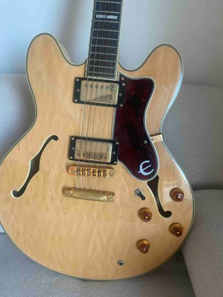 Epiphone Sheraton II Pro Natural Guitarra