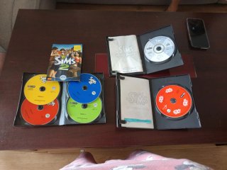 Lote 3 Juegos PC Los Sims (Expansiones)