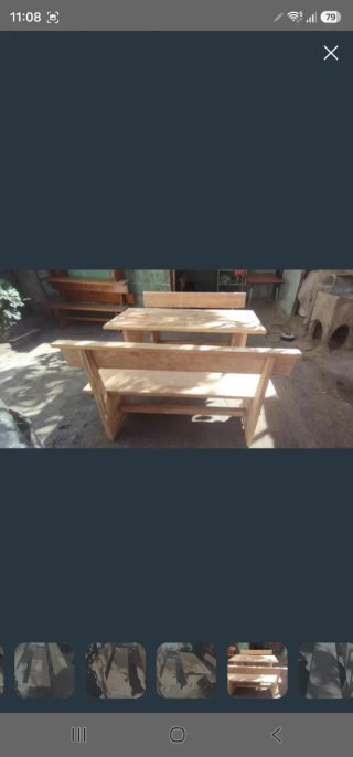 Conjunto 4 mesa y bancos madera