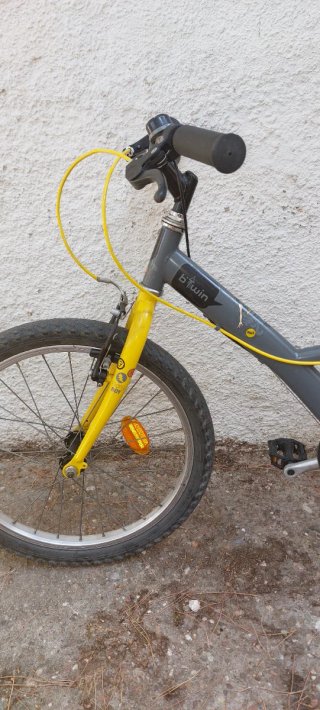 Bicicleta Btwin 20 Gris y Amarilla