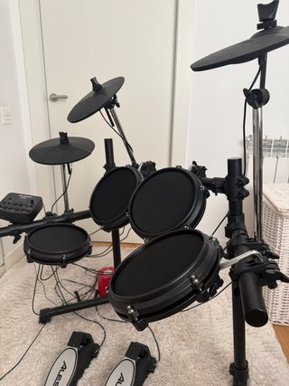 Batería Electrónica ALESIS Turbo Mesh Kit