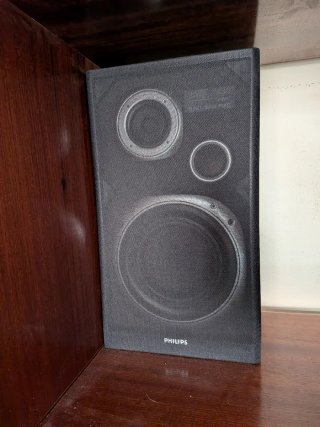 Minicadena Philips CD, Cassette y Altavoces