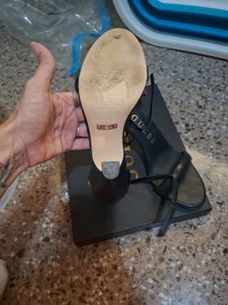 Sandalias Guess Negras Tacón Alto