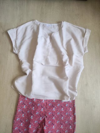 Conjunto blusa y pantalón estampado talla 48/50