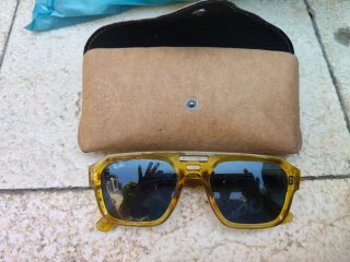 Gafas de sol Ray-Ban amarillas y azules