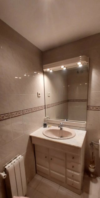 Mueble baño Roca lavabo y espejo
