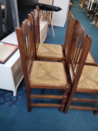 SILLAS DE COMEDOR RÚSTICAS