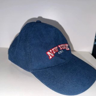 Gorra New York City azul marino bordada ajustable