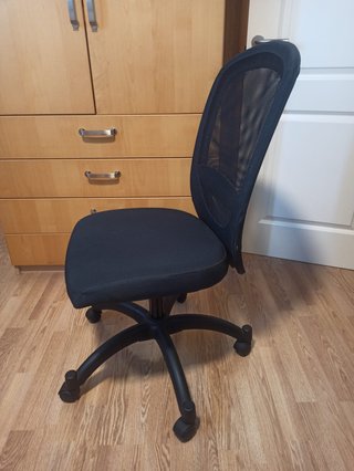 Silla Oficina Ikea VILGOT Negra