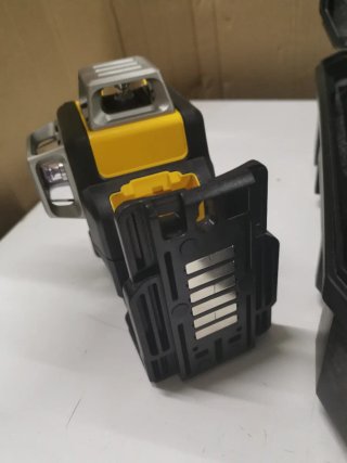 Nivel laser 360 de 3 lineas verdes 12v
