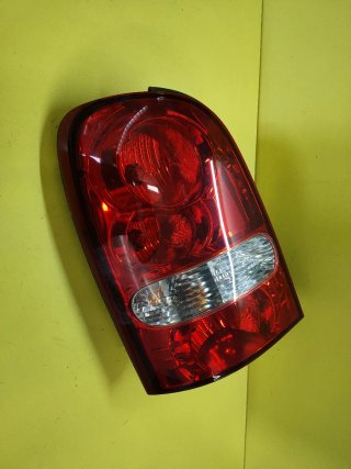 PILOTO TRASERO IZQUIERDO SSANGYONG REXTON I