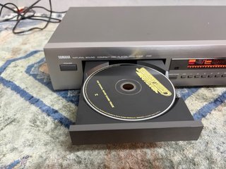 LECTOR CD YAMAHA CDX530E