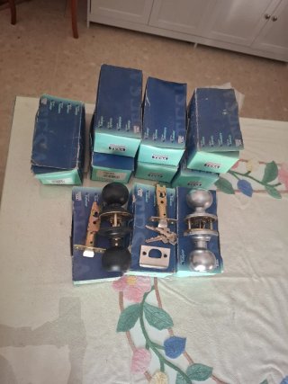 Lote 10 Cerraduras TESA Pomo Negra y Plata