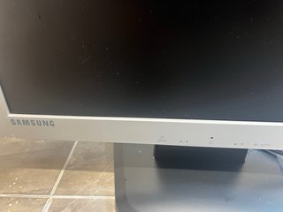 Monitor Samsung SyncMaster 910V 19 + Adaptador