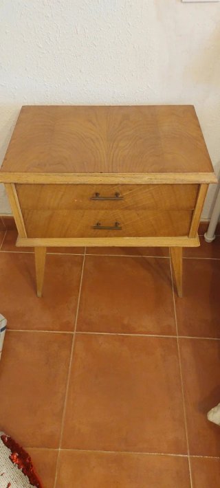 Mesita de noche antigua madera