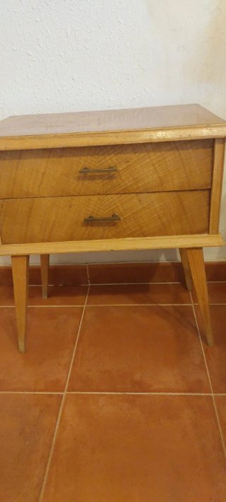 Mesita de noche antigua madera