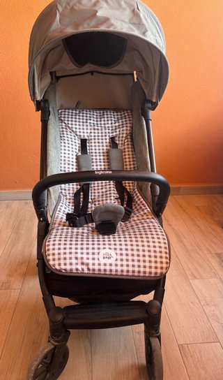 Carrello Inglesina Quid2 colore grigio.