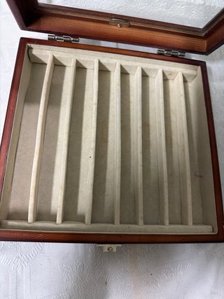 Caja para guardar bolígrafos