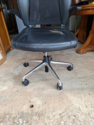 Sillón de oficina/Silló d'oficina o despatx