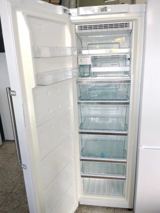 Congelador vertical blanco ARTICA
