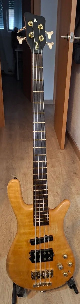 Bajo Warwick Streamer 4 cuerdas
