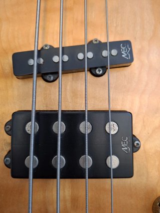 Bajo Warwick Streamer 4 cuerdas