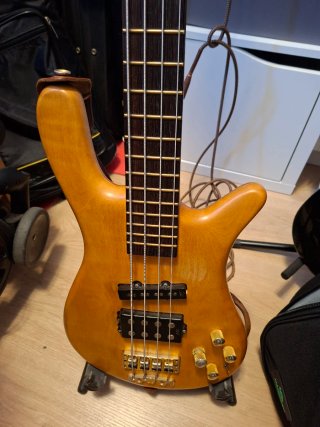 Bajo Warwick Streamer 4 cuerdas