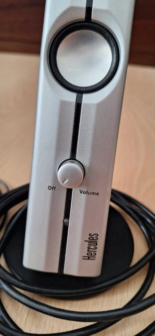 Altavoces Hercules 2.1 Negro y Plata