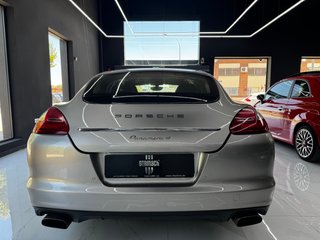 Porsche Panamera 2012