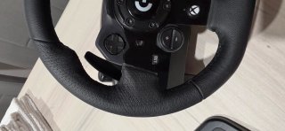 Logitech G923 Volante y Pedales