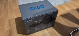 Logitech G923 Volante y Pedales