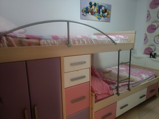 Habitación infantil tren casi nueva