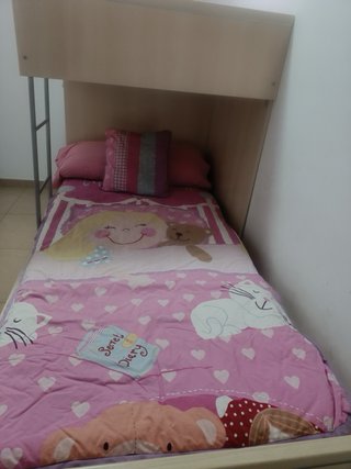 Habitación infantil tren casi nueva