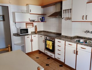 ALQUILER 3 HABITACIONES ESTUDIANTES O SANITARIOS