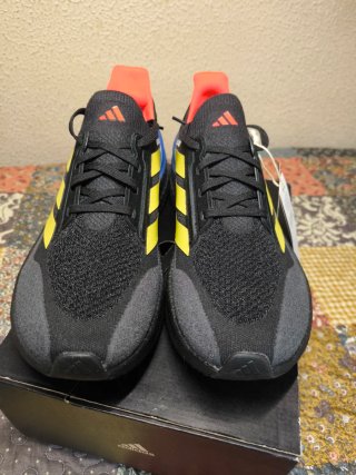 Adidas Ultraboost x5 Zapatillas Negras y Amarillas