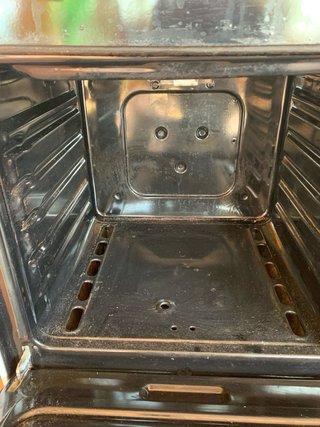 Cocina de gas butano blanca